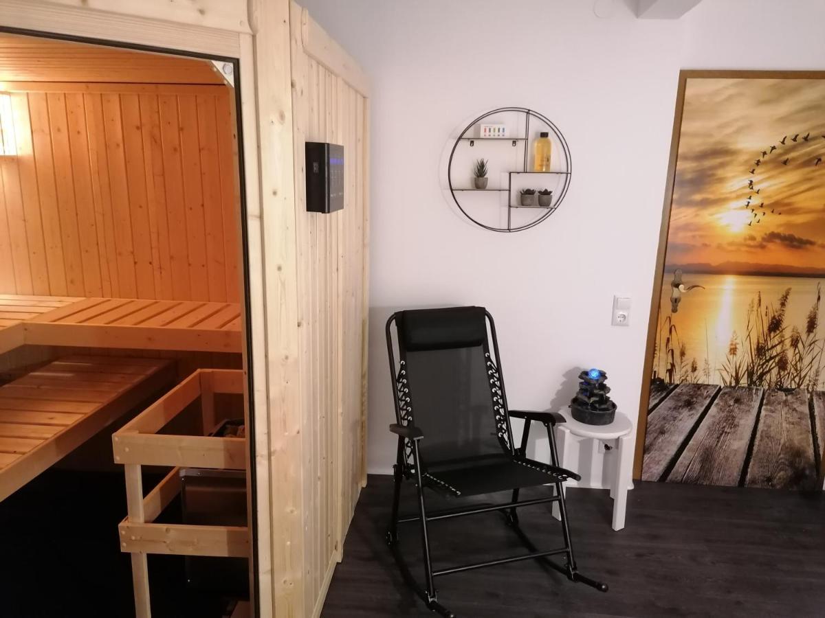 Ferienwohnung Christine Mit Sauna Und Whirlpool Utzerath エクステリア 写真