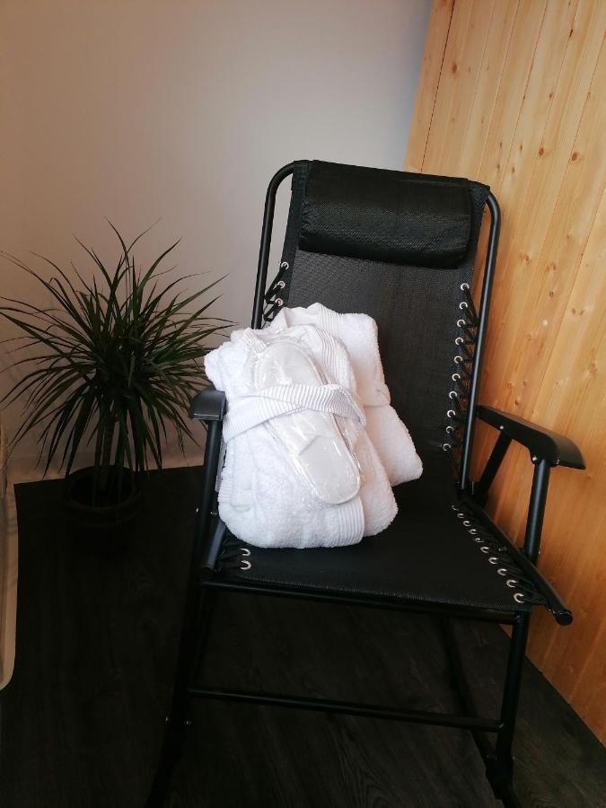 Ferienwohnung Christine Mit Sauna Und Whirlpool Utzerath エクステリア 写真
